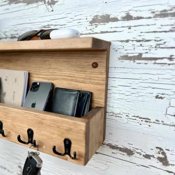 Rustic Farmhouse Key Rack with Mail Shelf