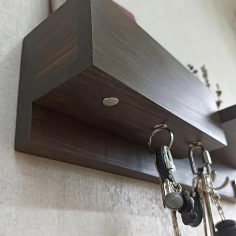 Wooden Wall Organizer – Magnetic Keys, Hooks & Shelf2